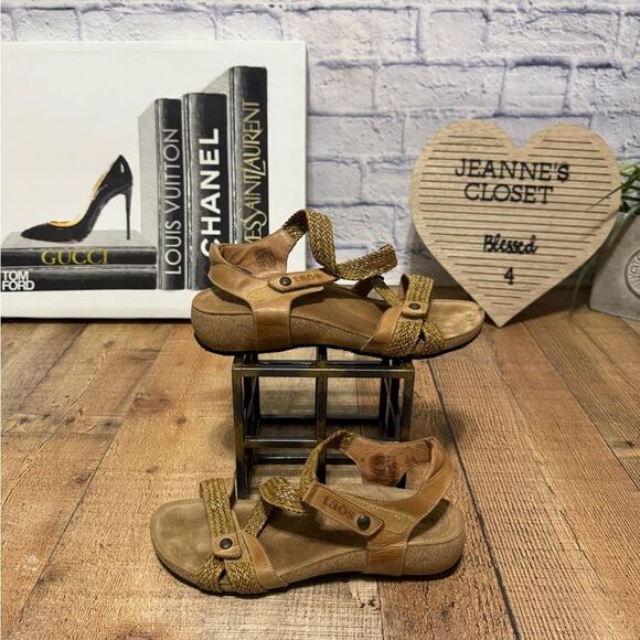 Taos Footwear Trulie Sandals camel size 9-9.5 - Picture 3 of 10